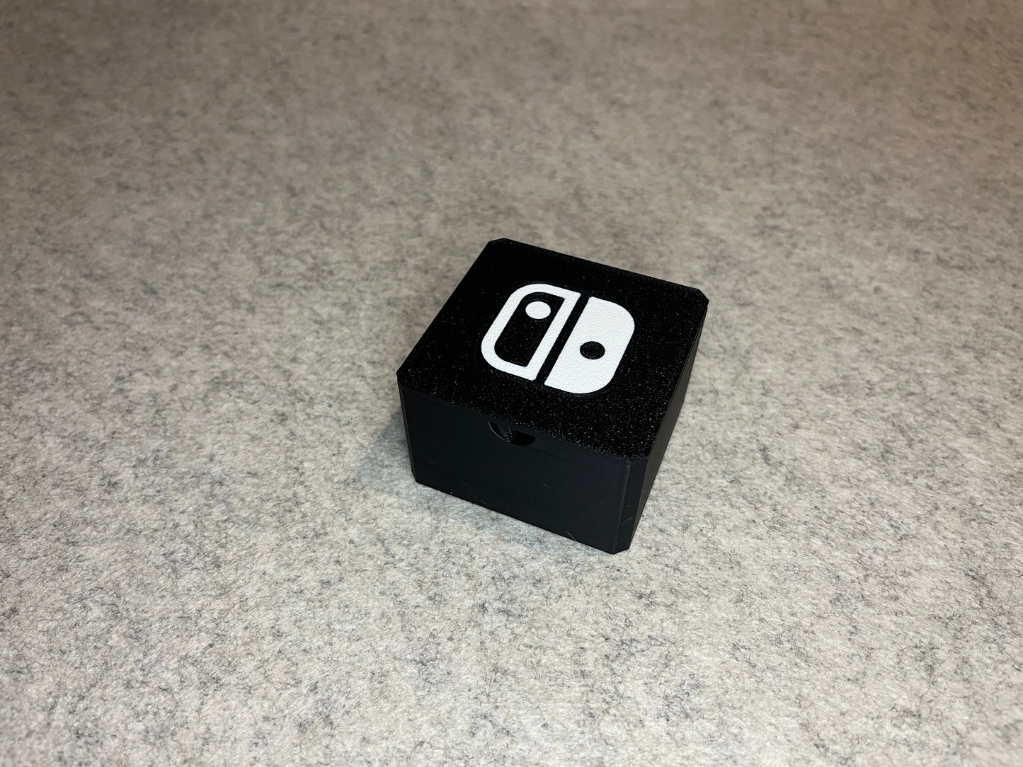 Spellåda för 16 Nintendo Switch cartridge med lock