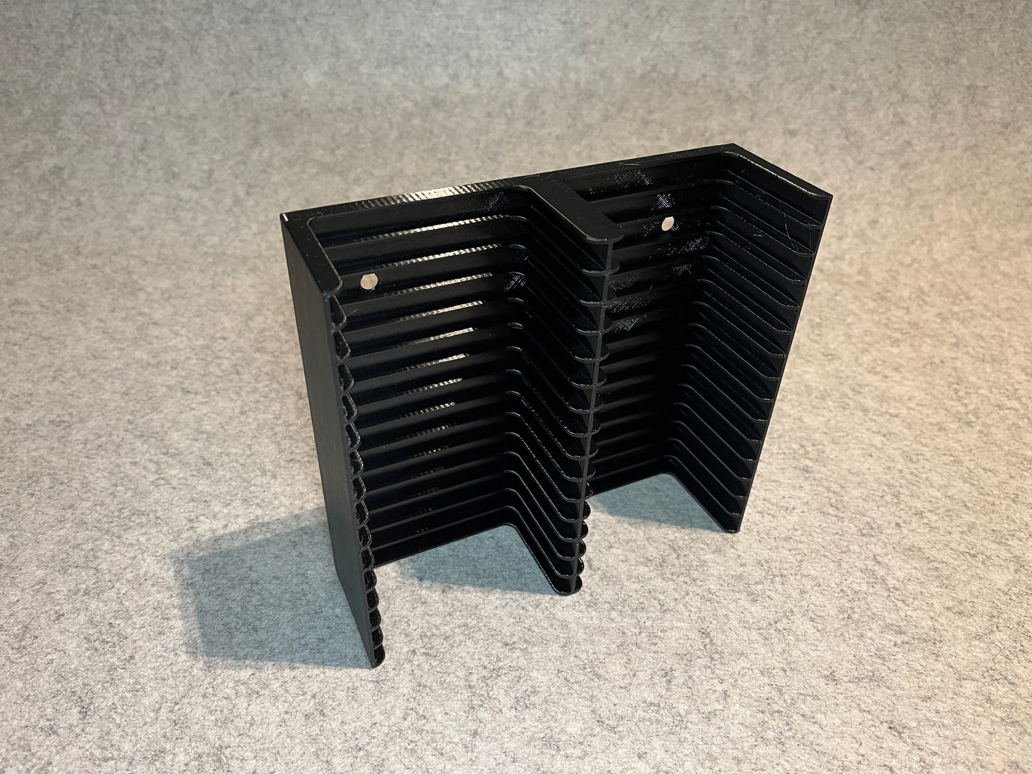 Vägghållare / ställ för 30 MiniDisc MD skivor