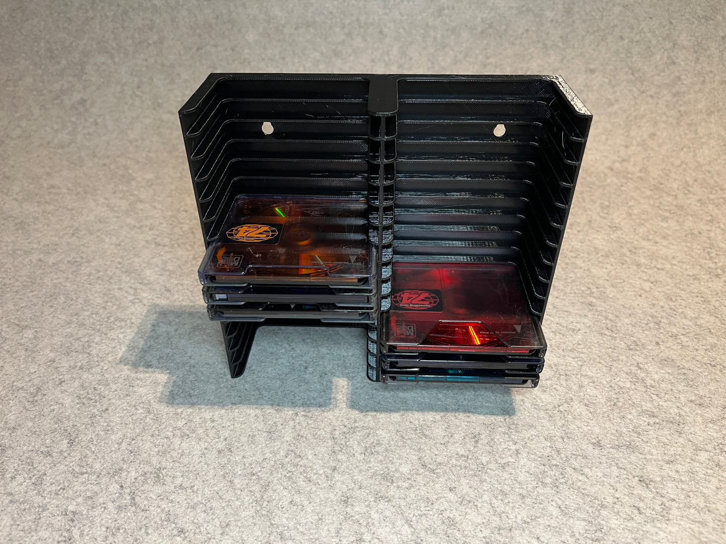 Vägghållare / ställ för 30 MiniDisc MD skivor