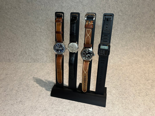 Display ställ för 4st klockor