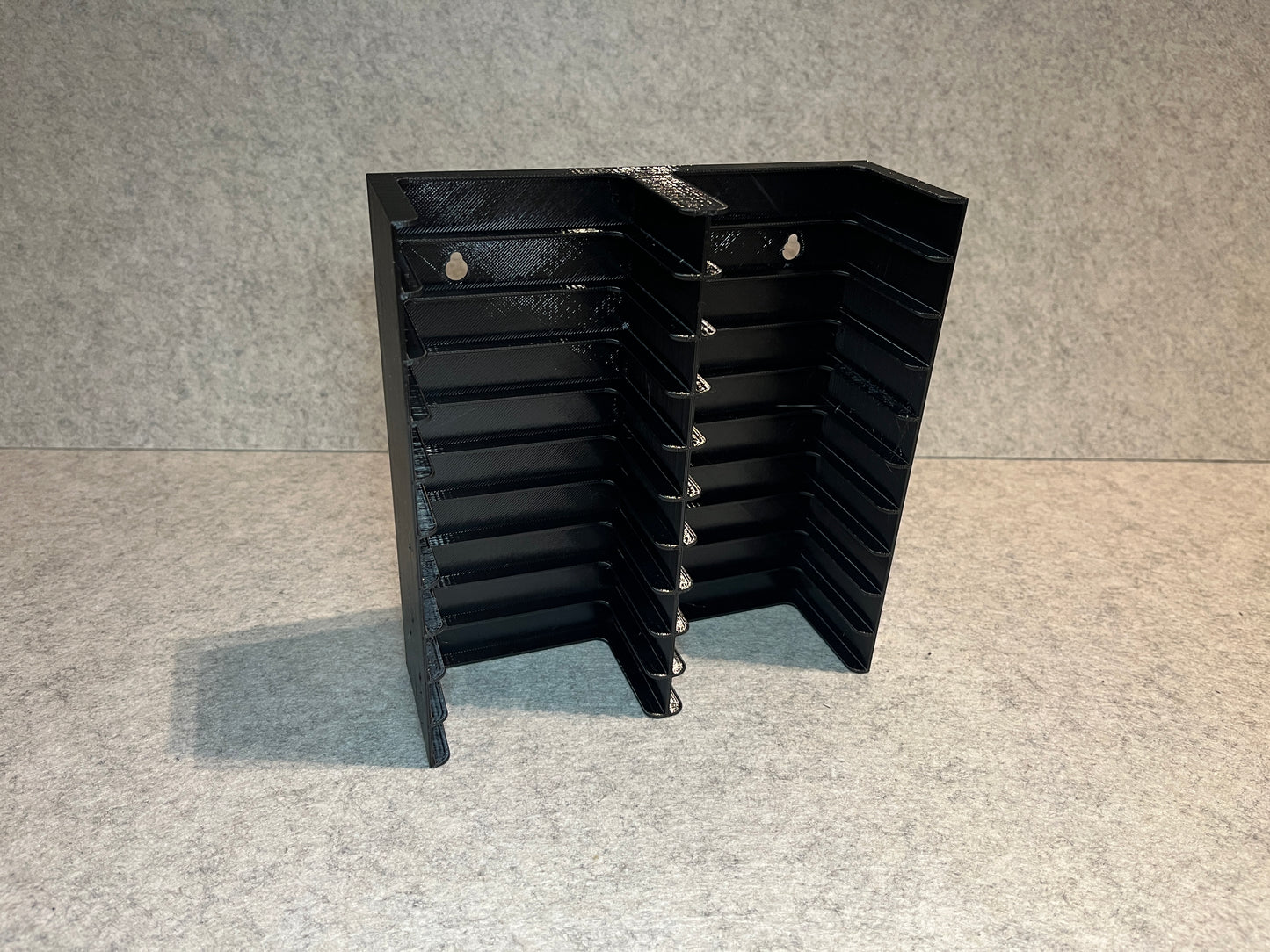 Vägghållare för 20 DAT kassettband