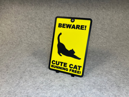 Väggdekor katt - Beware Cute Cat
