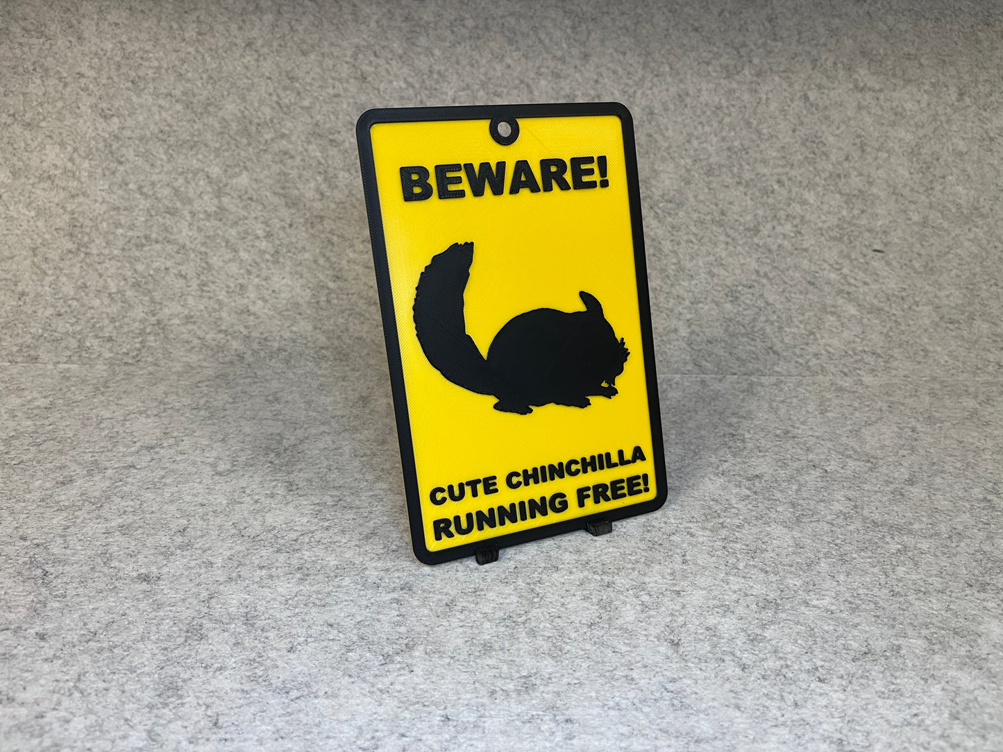 Väggdekor chinchilla - Beware Cute Chinchilla – bild 2