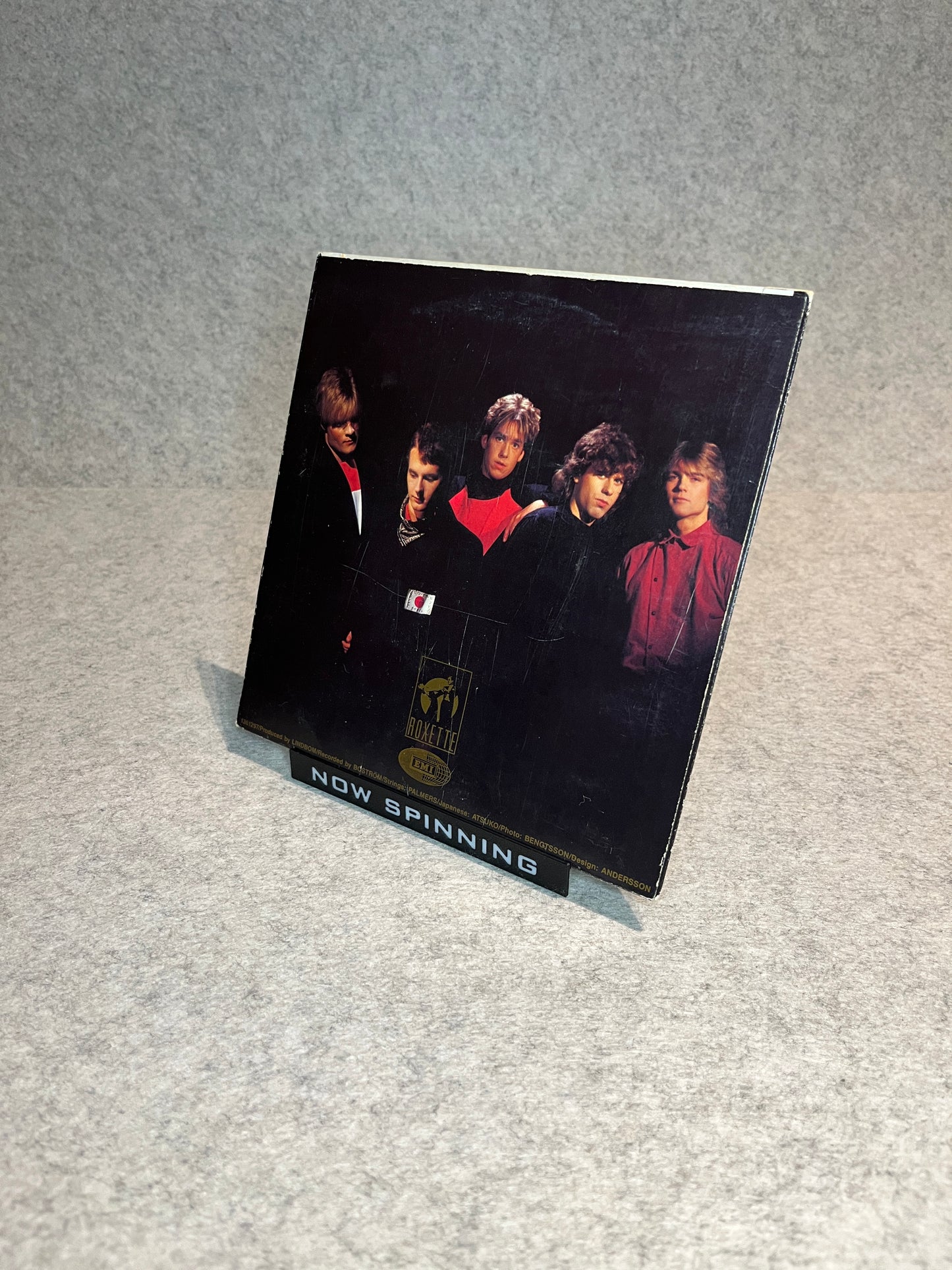 Displayställ för vinyl-LP – Now Spinning