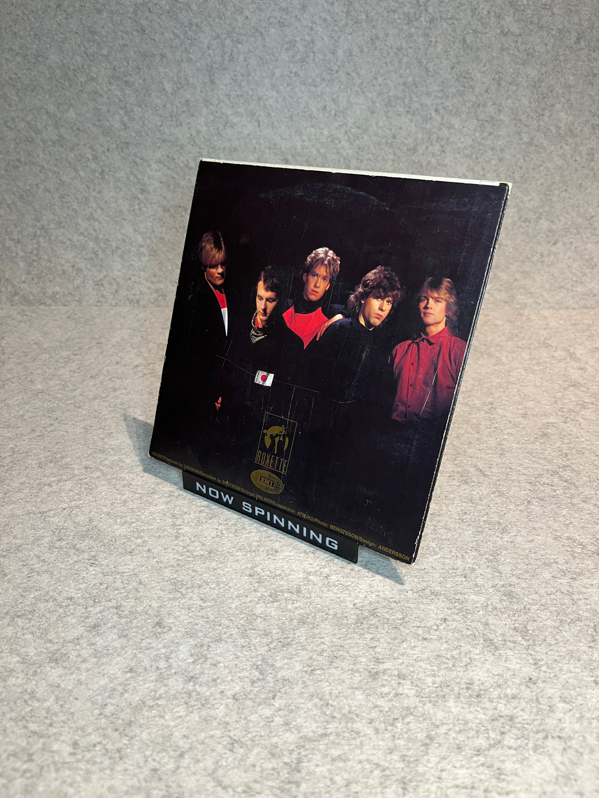 Displayställ för vinyl-LP – Now Spinning